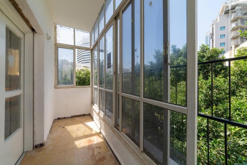 Apartment Large 2 Bedrooms A Block From The Tel Aviv-Jaffa